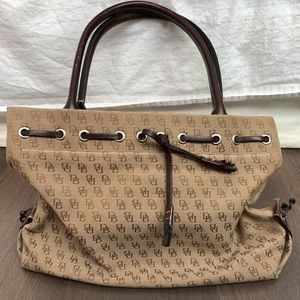 Dooney & Bourke Purse